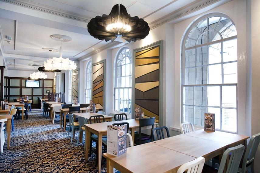 The Guildhall And Linen Exchange Wetherspoon Dunfermline Kültér fotó
